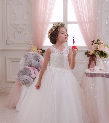 Long Sleeveless Tulle & Lace Ivory Ball Gown Little Flower Girl Dresses Newcastle